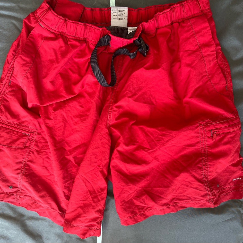 Columbia Red Field Gear Shorts